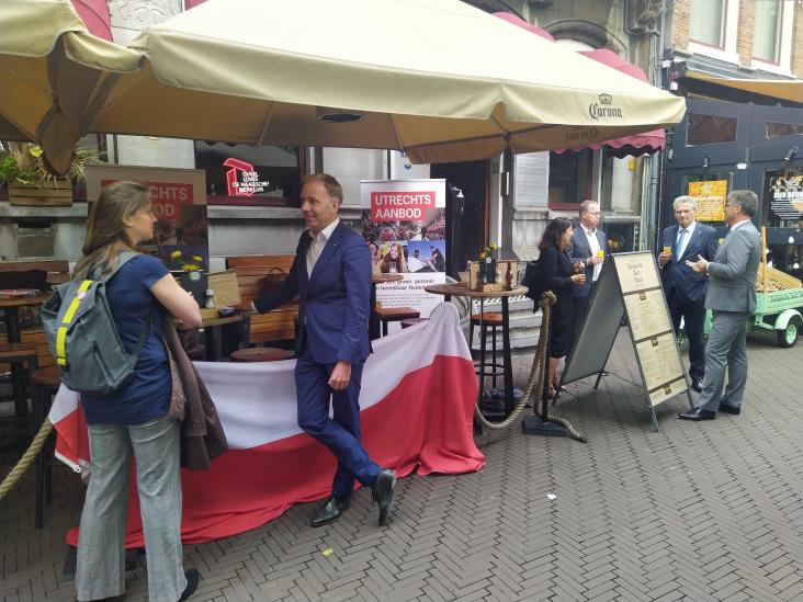 Utrechtse bestuurders praten Kamerleden bij over Utrechts Aanbod